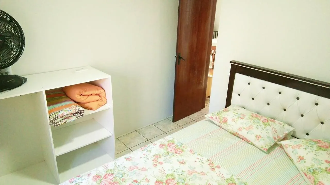 Casa 2 Dorm- Centro De Bombinhas Vila 0*,  Brasil