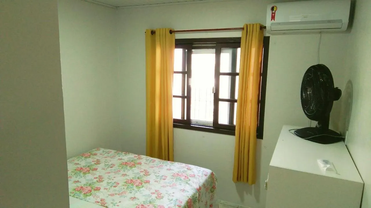 Casa 2 Dorm- Centro De Bombinhasヴィラ ボンビーニャス